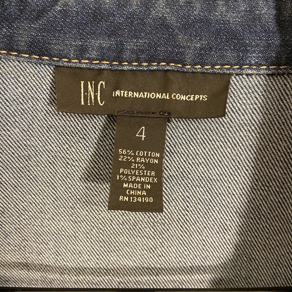 INC LONG BLUE WASH DENIM/JEAN BUTTON-UP COLLARED JACKET, LONG SLEEVED, SIZE 4 - Picture 8 of 8